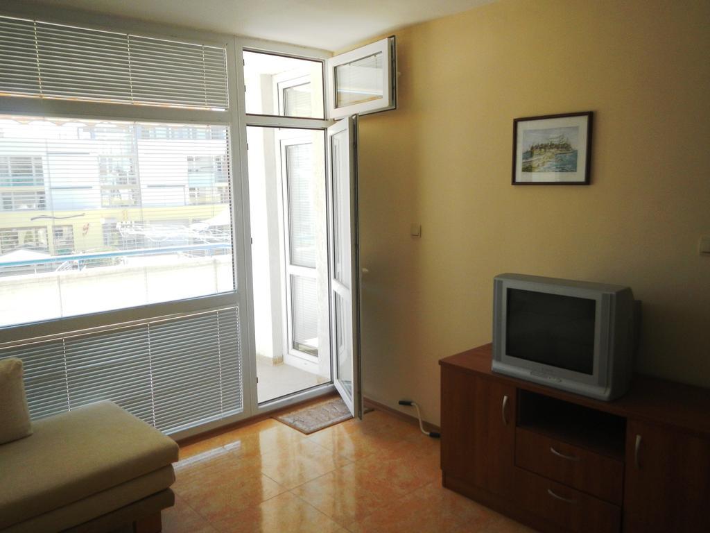 Apartment In Elit 3 Apartcomplex Sunny Beach Quarto foto