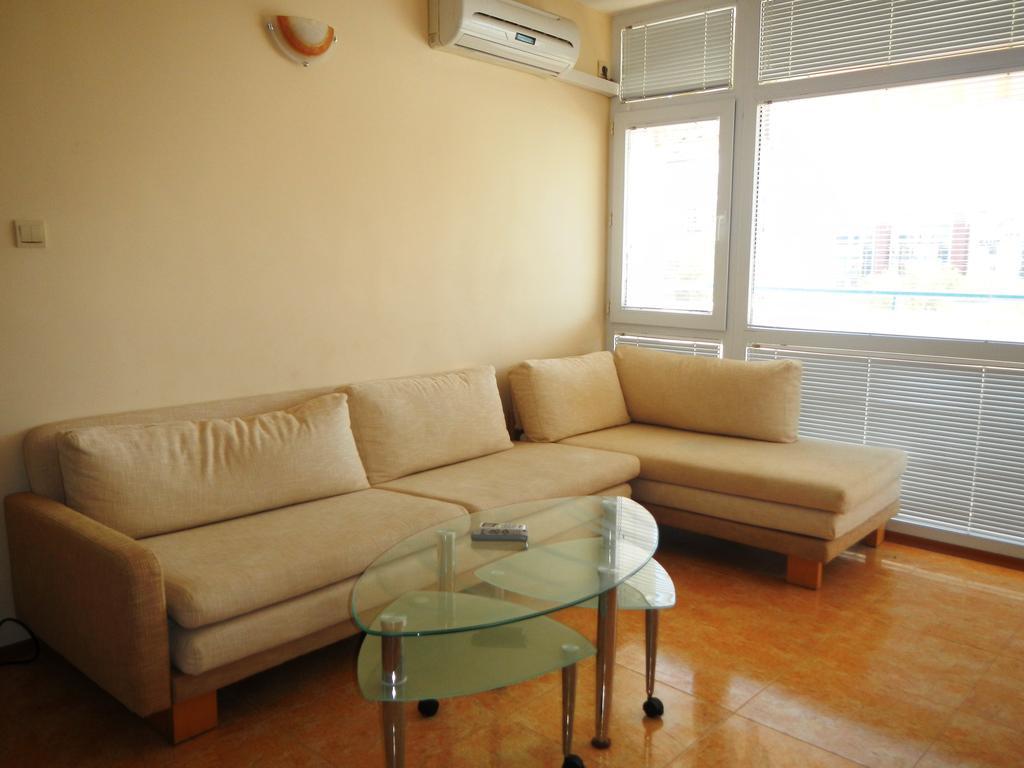 Apartment In Elit 3 Apartcomplex Sunny Beach Quarto foto
